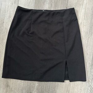 🌻 Classic Black Mini Skirt 🌻